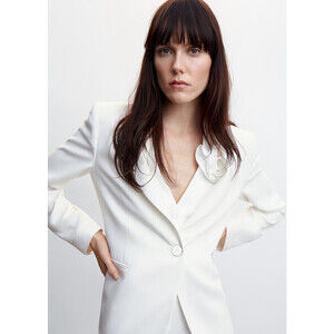 MANGO Women's Straight-Fit Suit Jacket size S in Ecru